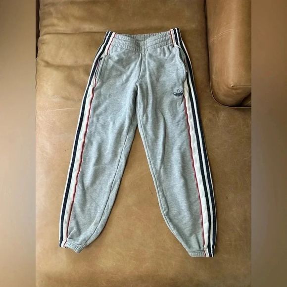 adidas Pants - Adidas Thick Light Gray Women’s Joggers RWB Stripes Size Small